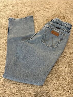 Wrangler Light Blue Women’s Jeans